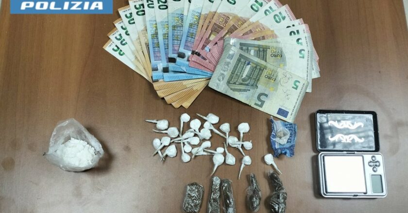 Controlli nel capoluogo: sequestrata droga e denaro, quattro arresti della Polizia di Stato.