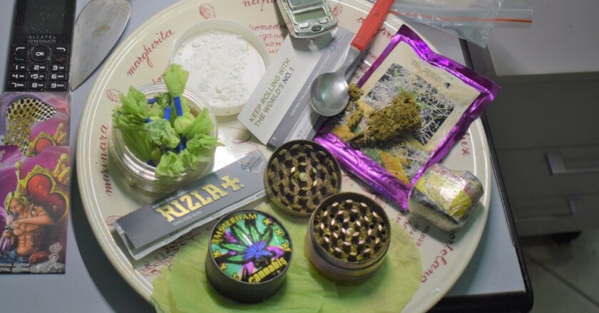 Nasconde hashish e marijuana sul terrazzo, un arresto della Polizia di Stato a Manduria