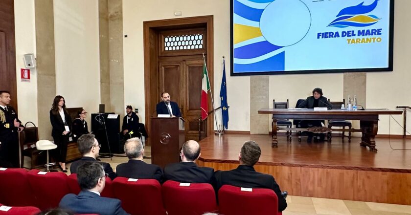 Il sindaco Melucci: “Puntiamo sul mare per rilanciare il nostro sistema economico e culturale”