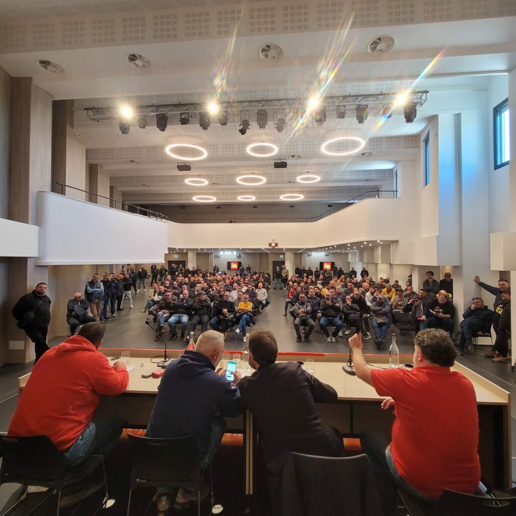 Assemblea Usb Ilva in As. “Al centro i lavoratori e le loro esigenze”